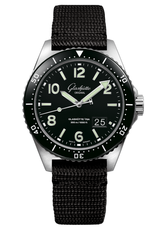 Glashuette Original SeaQ Panorama Date 43.20 mm Black Dial Stainless Steel Synthetic Strap, Black 1-36-13-01-80-35