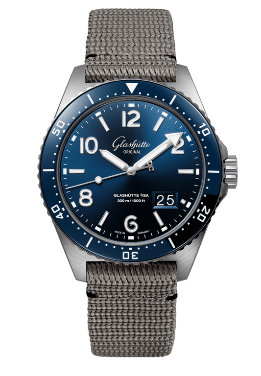 Glashuette Original SeaQ Panorama Date 43.20 mm Blue Dial Stainless Steel Synthetic Strap, Grey 1-36-13-02-81-34