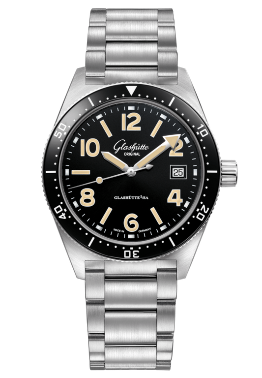 Glashuette Original SeaQ 39.50 mm Black Dial Stainless Steel Metal Bracelet 1-39-11-06-80-70