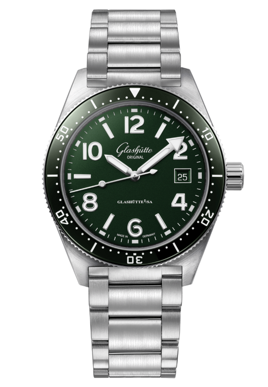 Glashuette Original SeaQ 39.50 mm Green Dial Stainless Steel Metal Bracelet 1-39-11-13-83-70